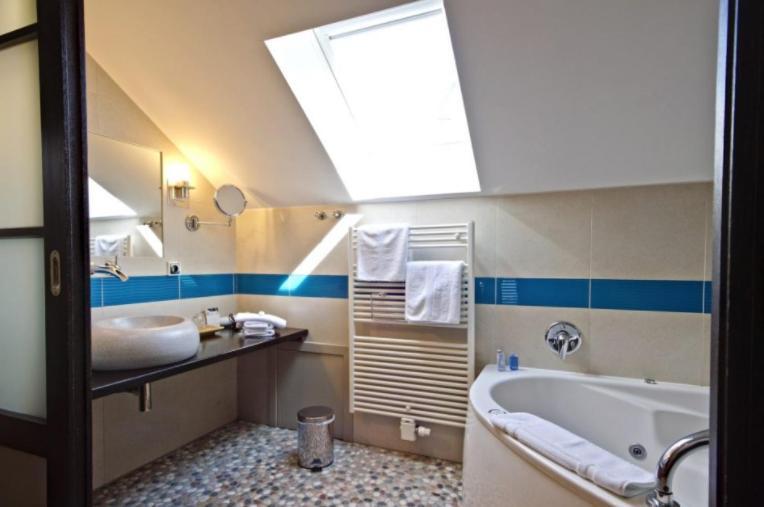 Hotel Saint-Amour Durbuy Exterior photo